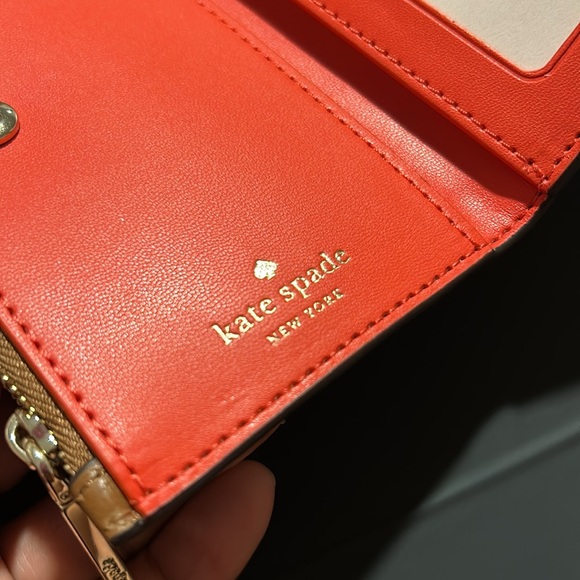 NWT Kate Spade Hayes Small Wallet in Warm Gingerbread brown leather Red - Picture 12 of 14